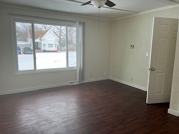 5th image of 103 Maple St #3