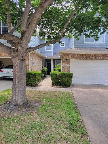 9929 Dryden Ln Photo 1