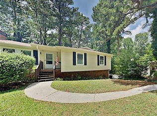5529 Blackhawk Dr, Acworth, GA 30102
