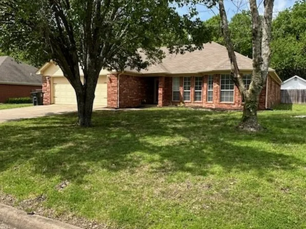 3039 Kande Ln E, Durant, OK 74701