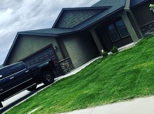 404 Goldfinch Ave, Twin Falls, ID 83301