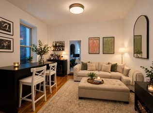 202 E 21st St APT 3, New York, NY 10010