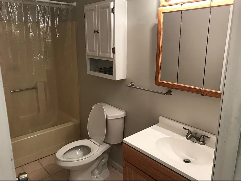 412 Willow St #1 — Photo 7