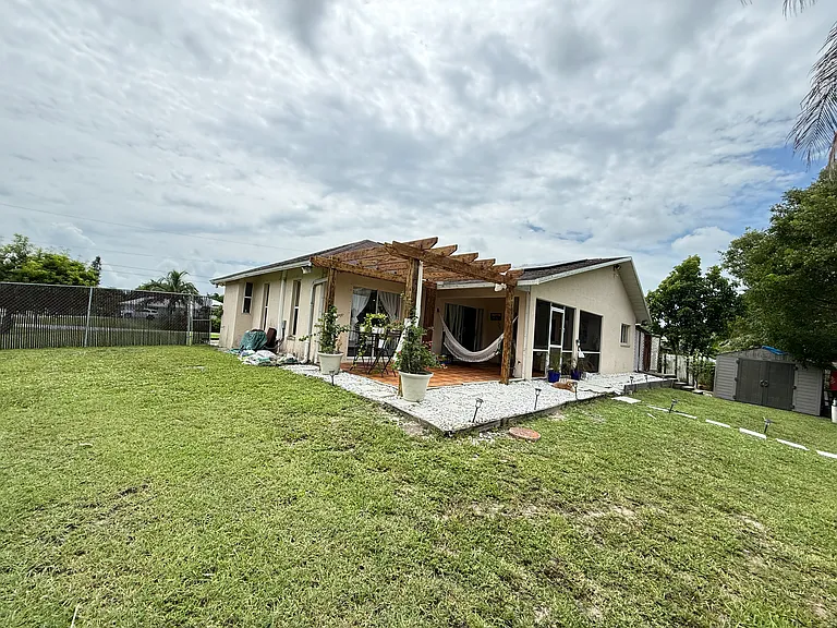 1701 54th Ter SW — Photo 56