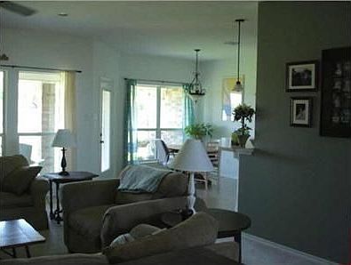 2nd image of 2517 Edinburgh Dr