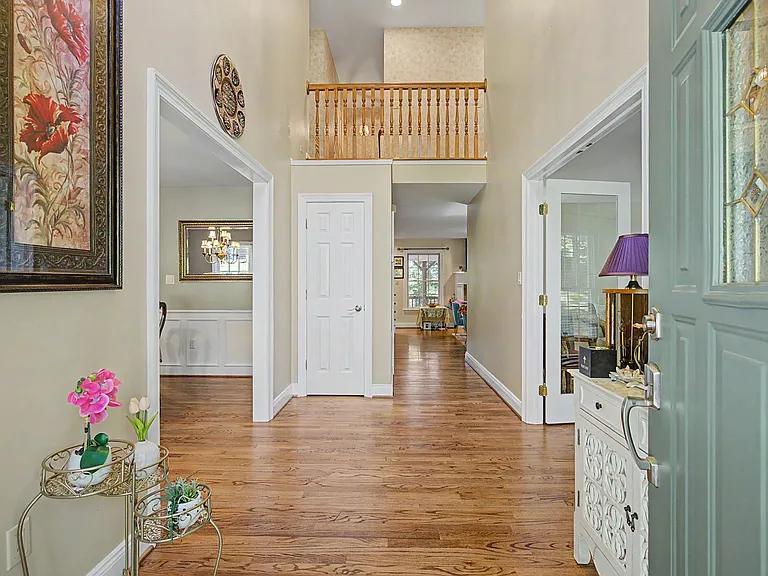 35 Windsong Dr — Photo 4