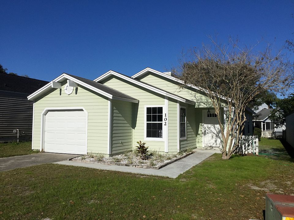 1st image of 102 Yorktown Pl