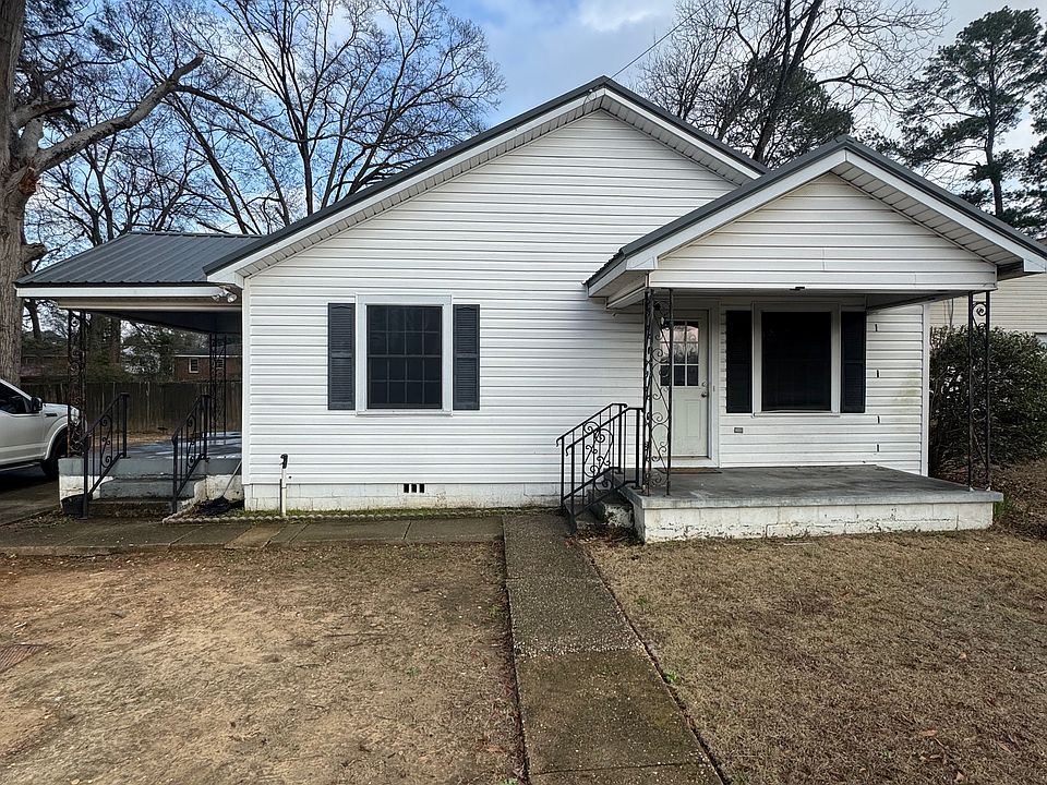 1st image of 2805 18th Ave