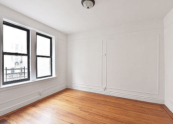 5th image of 100 Cooper St APT 2G