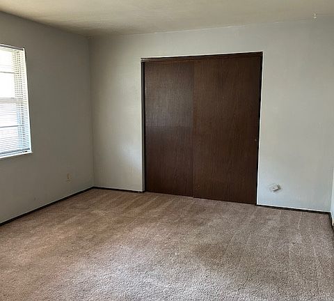 3rd image of 551 N 40th St #6