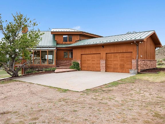 5th image of 7820 Stag Hollow Rd