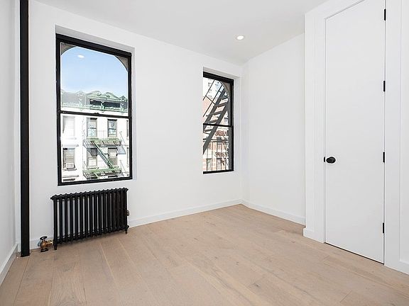 3rd image of 110 Madison St #13B