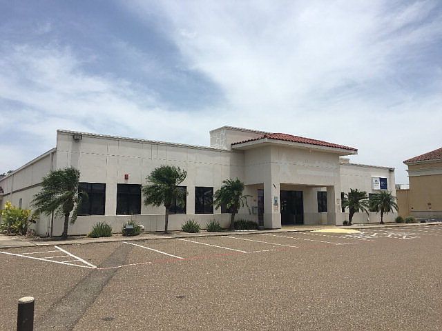 1st image of 709 Angelita Dr