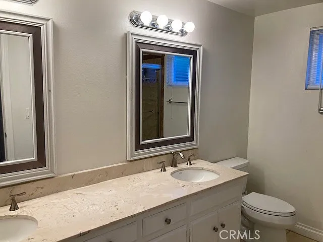 25042 Armagosa Dr — Photo 16