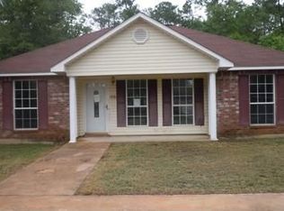 1336 Gum St, Ocean Springs, MS 39564
