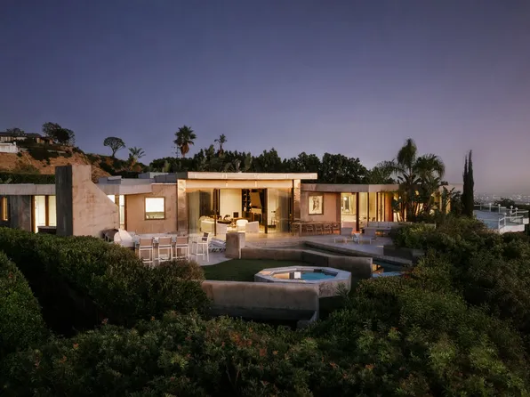 301 Trousdale Pl, Beverly Hills, CA 90210