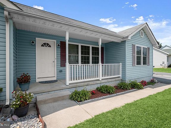 4th image of 2828 Graybill Ct