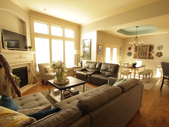 Great Room for entertaining!