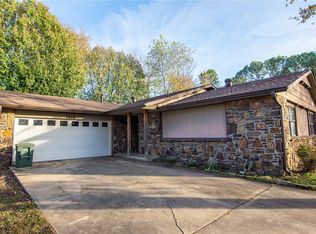 3516 N Northwood Ave, Fayetteville, AR 72704