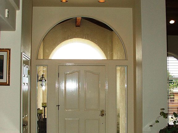 2nd image of 5984 Oakhill Dr