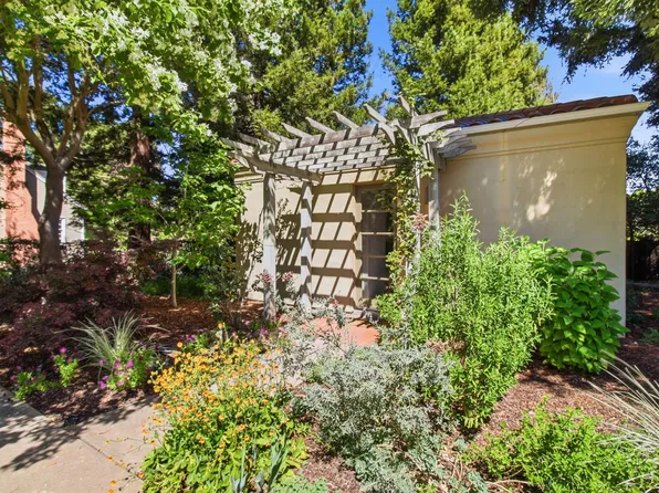 (undisclosed Address), Atherton, CA 94027