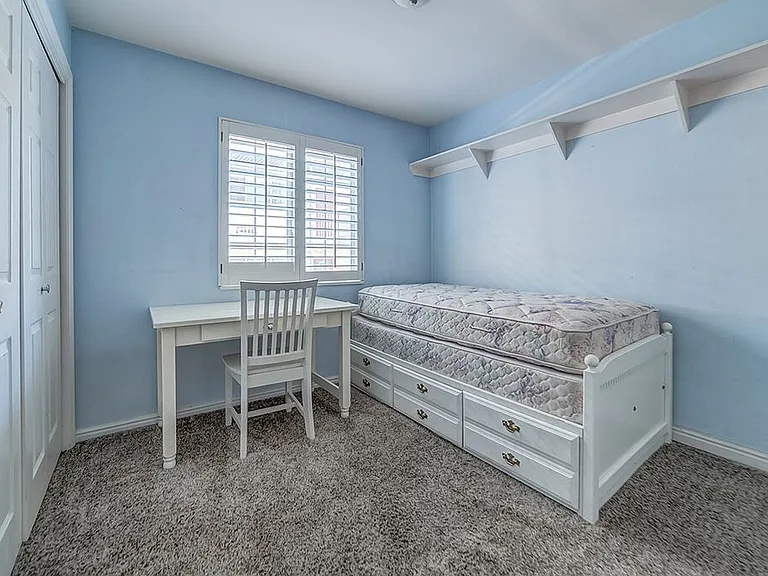 642 N 200 E #106 — Photo 5