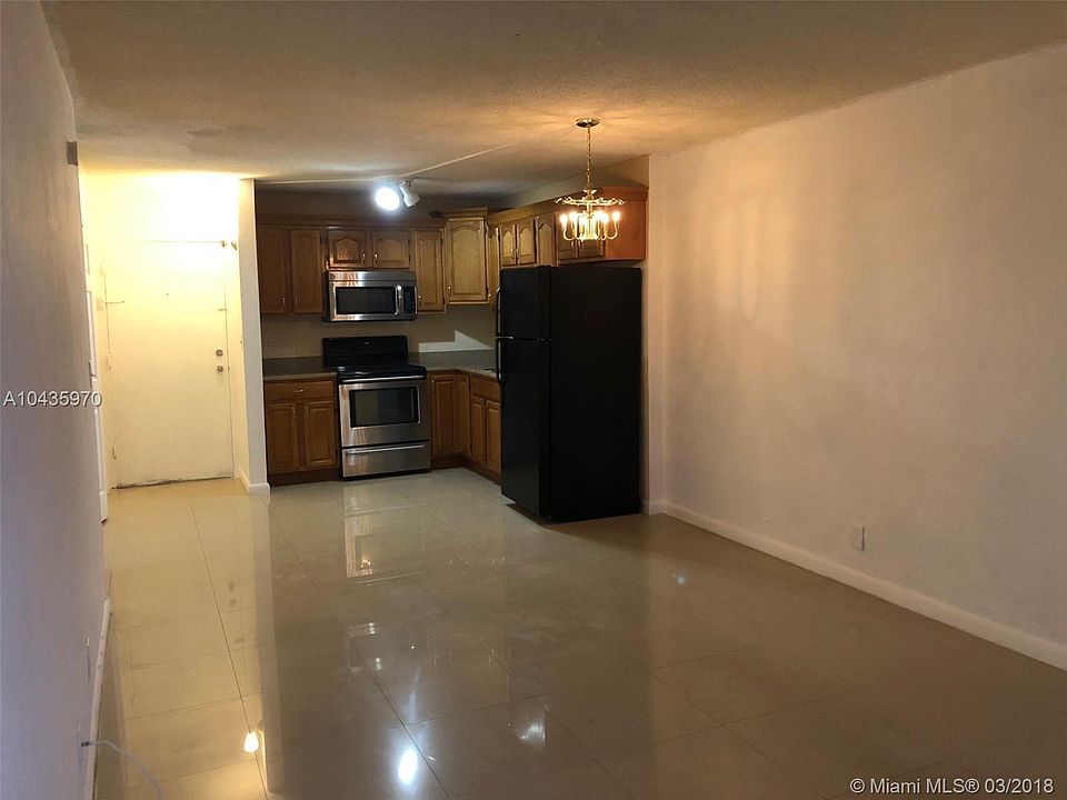1st image of 801 NW 47th Ave APT 705