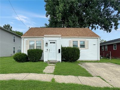 2015 9th St, Charleston, IL, 61920