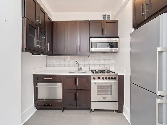 5th image of 600 W 111th St #12B2