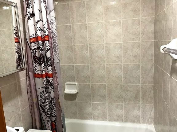 4th image of 95 Elizabeth St APT 3D
