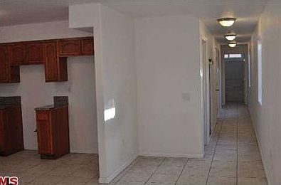4th image of 1712 E 113th St