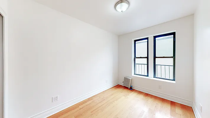 Rented by Oxford Property Group | media 7