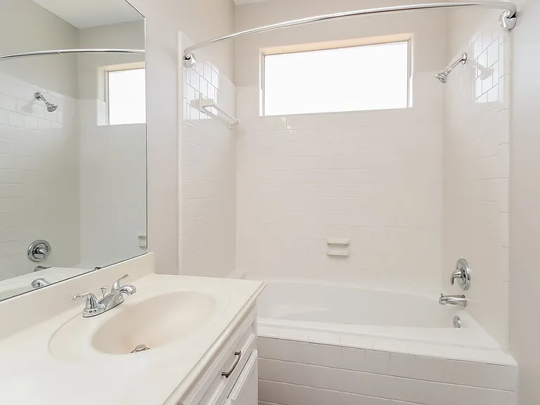 3306 Maymist Dr — Photo 12