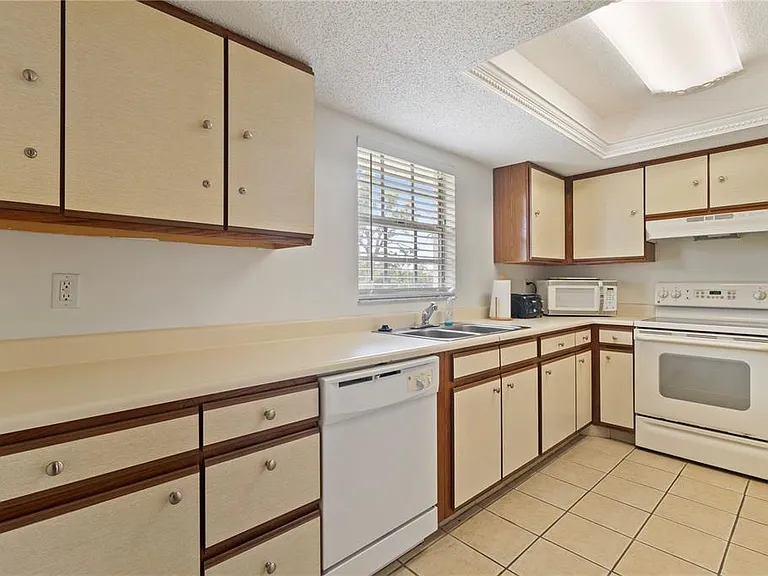 1531 Placida Rd #203 — Photo 11