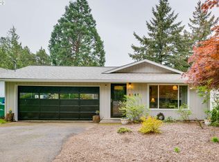 4946 SW Palatine St, Portland, OR 97219