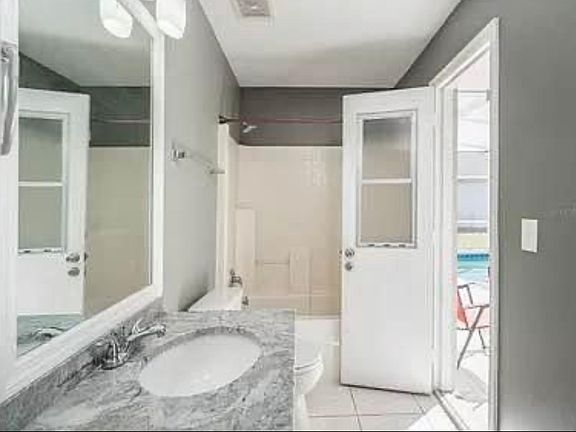 5th image of 17406 Woodcrest Way