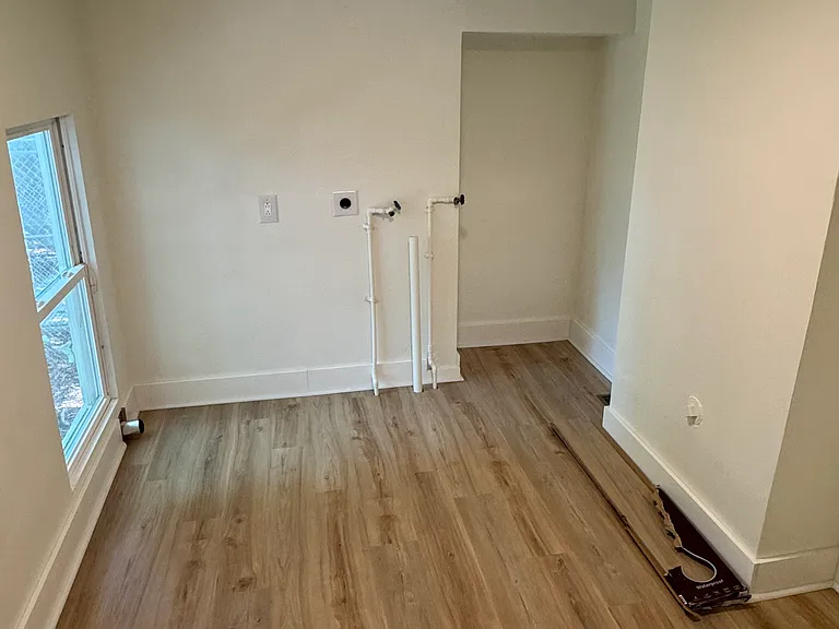 218 E Euclid Ave — Photo 7