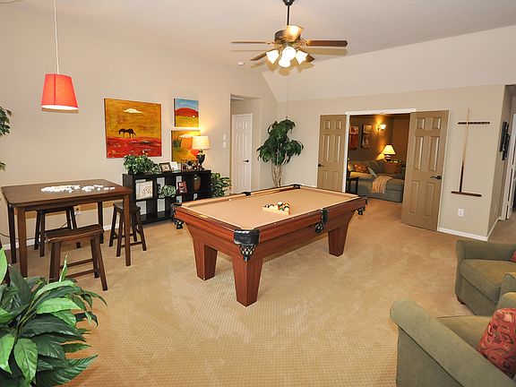 Huge gameroom