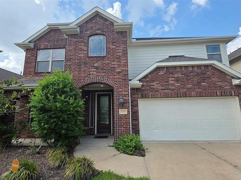 20242 Fossil Valley Ln — Photo 1