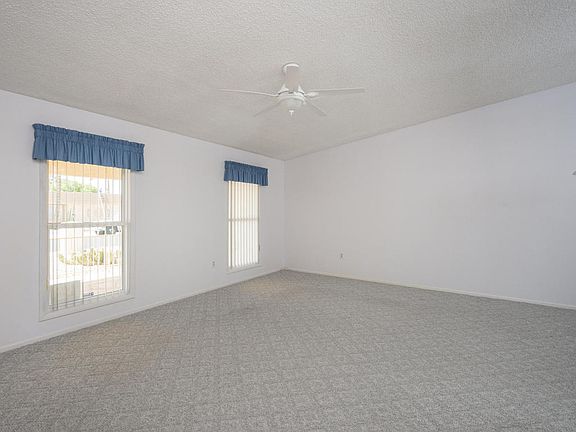 5th image of 10838 W Welk Dr