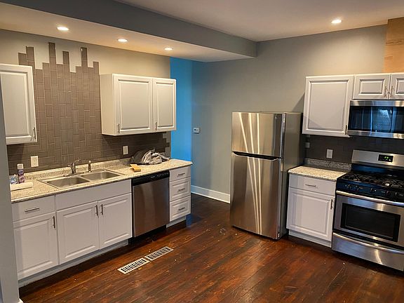 5th image of 222 Southampton St Floor 1