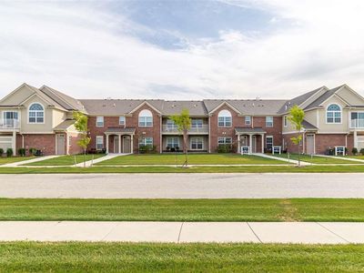 21997 Andover Dr #112/12, Macomb, MI, 48042