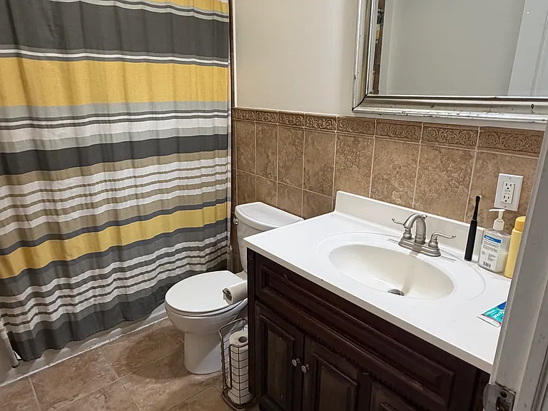 Shared bathroom with one mate.