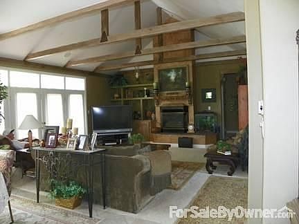 4th image of 518 Dove Ct