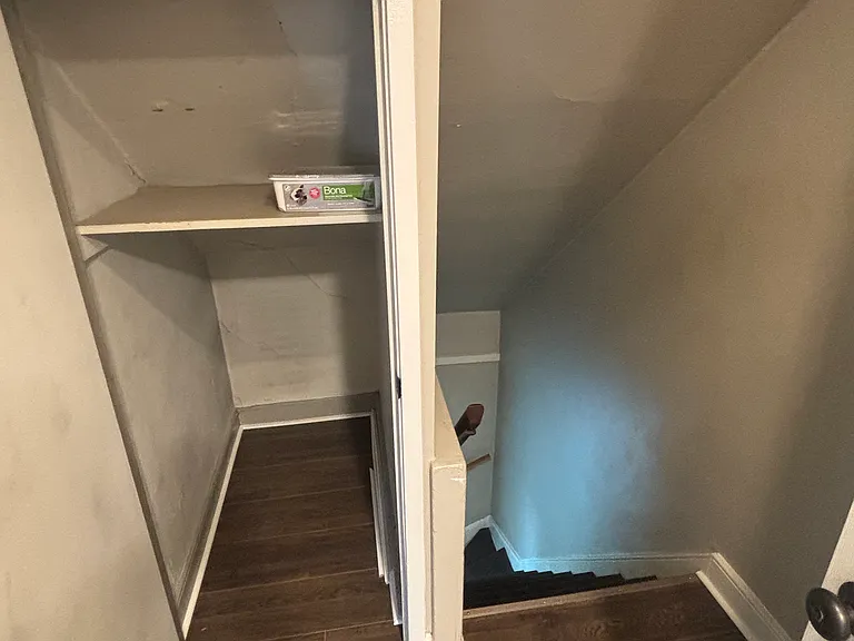 728 E Chestnut St — Photo 6