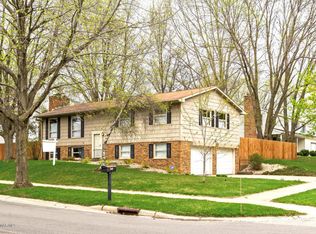 2241 Viking Dr NW, Rochester, MN 55901