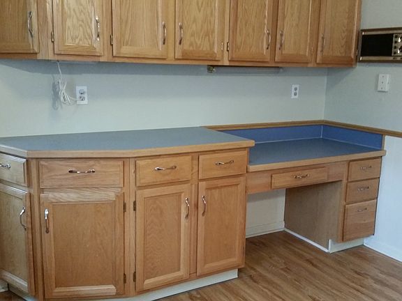 Built-in kitchen desk