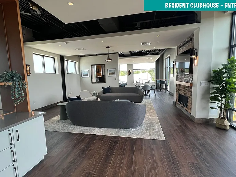 120 Mosaic Blvd #301 — Photo 36