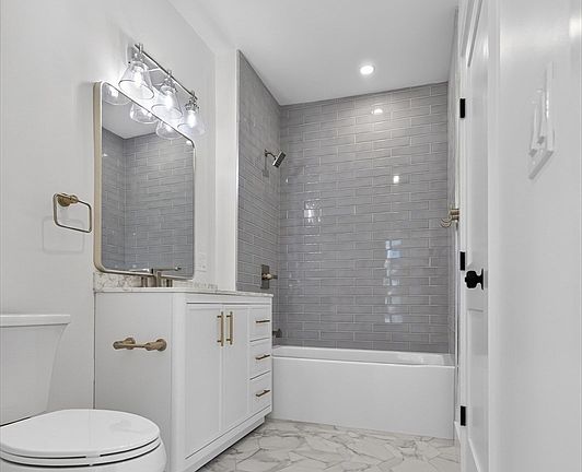 5th image of 533 Washington St #3