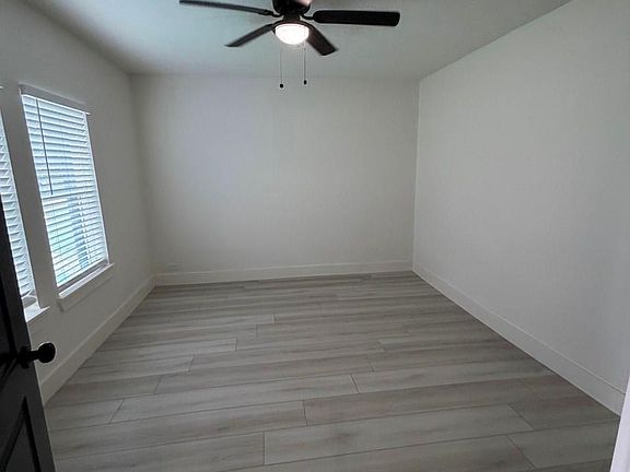 2nd image of 2814 Truxillo St #2
